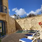 Il Hnejja * Mqabba